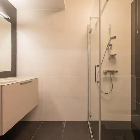 Genieten In Met Zeezicht! Appartement